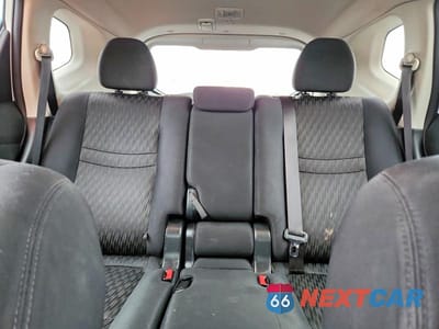 Zdjęcie 10 z 12 samochodu: 2018 NISSAN ROGUE S VIN:5N1AT2MTXJC783206 - miniatura