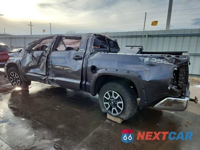 Drugie zdjęcie samochodu z przodu: 2019 TOYOTA TUNDRA SR5 VIN:5TFDY5F10KX788702 - miniatura