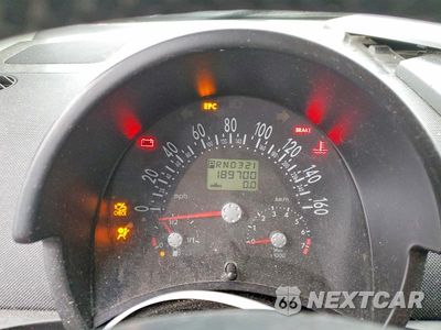 Zdjęcie 9 z 12 samochodu: 2002 VOLKSWAGEN NEW BEETLE GLX VIN:3VWDD21C62M422717 - miniatura