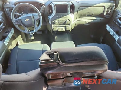 Zdjęcie 8 z 11 samochodu: 2021 CHEVROLET SILVERADO K1500 CUSTOM VIN:1GCPYBEK4MZ398151 - miniatura