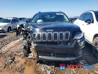 Piąte zdjęcie samochodu w środku: 2021 JEEP CHEROKEE LATITUDE LUX VIN:1C4PJMMX1MD102223 - miniatura