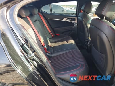 Zdjęcie 10 z 13 samochodu: 2023 GENESIS G70 2.0T VIN:KMTG34TA6PU106782 - miniatura