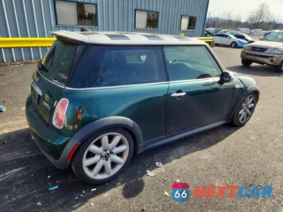 Trzecie zdjęcie samochodu z tyłu: 2005 MINI COOPER S VIN:WMWRE33445TD98490 - miniatura