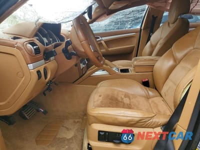 Zdjęcie 7 z 14 samochodu: 2008 PORSCHE CAYENNE GTS VIN:WP1AD29P98LA75129 - miniatura