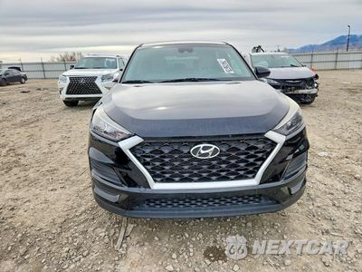 Piąte zdjęcie samochodu w środku: 2019 HYUNDAI TUCSON SE VIN:KM8J2CA47KU062164 - miniatura