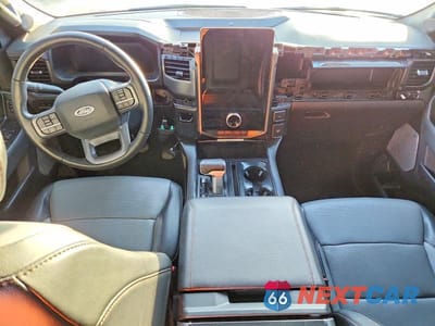 Zdjęcie 8 z 13 samochodu: 2023 FORD F150 LIGHTNING PRO VIN:1FTVW1EL6PWG20565 - miniatura