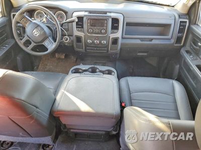 Zdjęcie 8 z 12 samochodu: 2017 RAM 2500 ST VIN:3C6TR5CT1HG740306 - miniatura