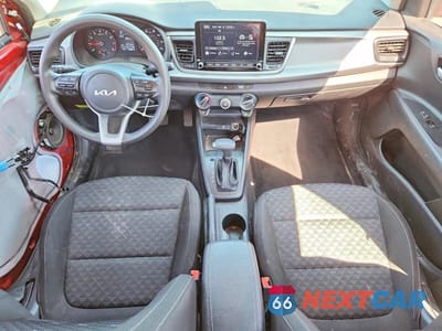 Zdjęcie 8 z 13 samochodu: 2022 KIA RIO LX VIN:3KPA24AD7NE448919 - miniatura