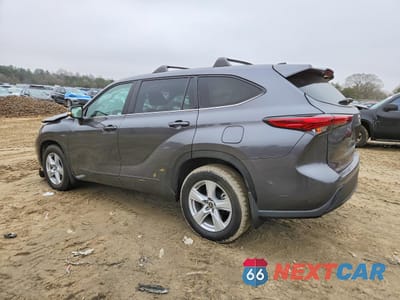 Drugie zdjęcie samochodu z przodu: 2023 TOYOTA HIGHLANDER L VIN:5TDKDRAH8PS526261 - miniatura