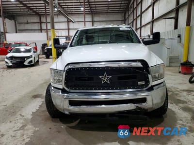 Piąte zdjęcie samochodu w środku: 2016 RAM 2500 ST VIN:3C6MR5AJ0GG125895 - miniatura