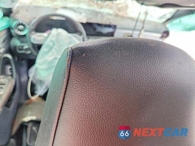 Zdjęcie 8 z 12 samochodu: 2021 MERCEDES-BENZ CLA AMG 35 4MATIC VIN:W1K5J5BB1MN214279 - miniatura