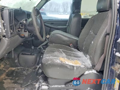 Zdjęcie 7 z 12 samochodu: 2007 CHEVROLET SILVERADO K1500 CLASSIC VIN:1GCEK19V97E111938 - miniatura