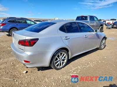 Trzecie zdjęcie samochodu z tyłu: 2011 LEXUS IS 350 BASE VIN:JTHCE5C2XB5002027 - miniatura