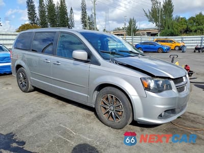 Czwarte zdjęcie samochodu z boku: 2017 DODGE GRAND CARAVAN GT VIN:2C4RDGEG1HR736926 - miniatura