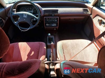 Zdjęcie 8 z 12 samochodu: 1990 HONDA CIVIC VIN:1HGED3558LA075545 - miniatura