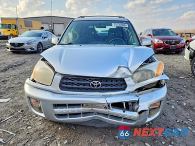 Piąte zdjęcie samochodu w środku: 2002 TOYOTA RAV4 VIN:JTEGH20V126000082 - miniatura