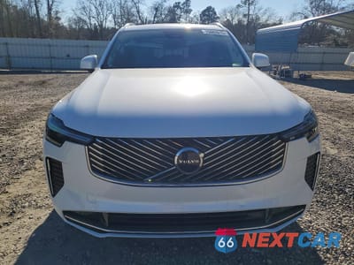 Piąte zdjęcie samochodu w środku: 2025 VOLVO XC90 CORE VIN:YV4062PA3S1377506 - miniatura