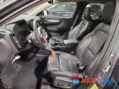 Zdjęcie 7 z 15 samochodu: 2026 VOLVO XC40 PLUS VIN:YV4L12UC3T2724880 - miniatura