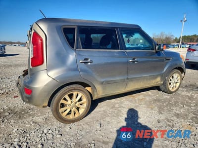 Trzecie zdjęcie samochodu z tyłu: 2013 KIA SOUL VIN:KNDJT2A69D7494527 - miniatura