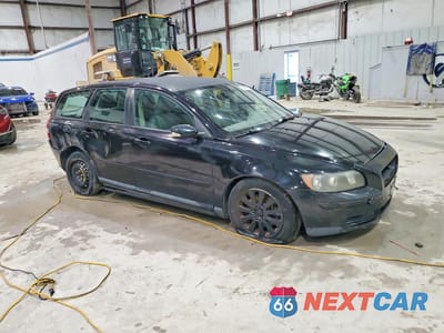 Czwarte zdjęcie samochodu z boku: 2005 VOLVO V50 2.4I VIN:YV1MW382X52051289 - miniatura