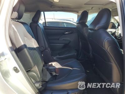 Zdjęcie 11 z 13 samochodu: 2023 TOYOTA HIGHLANDER HYBRID XLE VIN:5TDKARAH3PS019499 - miniatura