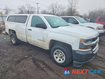 Czwarte zdjęcie samochodu z boku: 2017 CHEVROLET SILVERADO C1500 VIN:1GCNCNEH3HZ350156 - miniatura