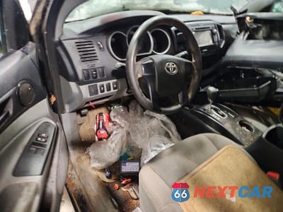 Zdjęcie 8 z 11 samochodu: 2013 TOYOTA TACOMA V6 VIN:5TFUU4EN4DX062628 - miniatura