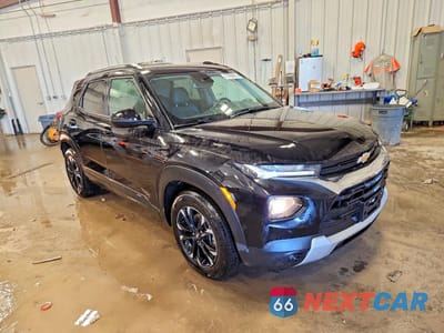 Czwarte zdjęcie samochodu z boku: 2021 CHEVROLET TRAILBLAZER LT VIN:KL79MPS27MB021440 - miniatura