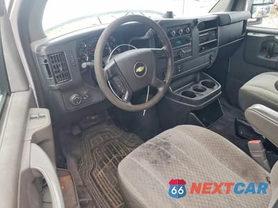 Zdjęcie 8 z 12 samochodu: 2014 CHEVROLET EXPRESS G3500 UTILITY / SERVICE TRUCK VIN:1GB0G2CG4E1200899 - miniatura