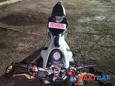 Piąte zdjęcie samochodu w środku: 2017 YAMAHA FZ07 VIN:JYARM06E5HA011866 - miniatura