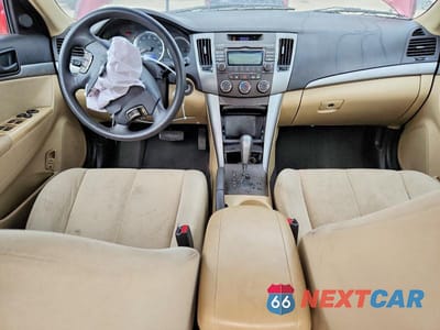Zdjęcie 8 z 12 samochodu: 2010 HYUNDAI SONATA GLS VIN:5NPET4AC9AH624171 - miniatura