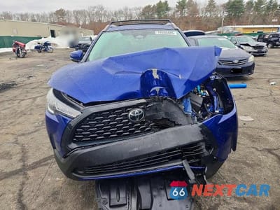 Piąte zdjęcie samochodu w środku: 2024 TOYOTA COROLLA CROSS LE VIN:7MUBAABG2RV096137 - miniatura
