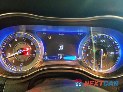 Zdjęcie 9 z 12 samochodu: 2019 CHRYSLER 300 S VIN:2C3CCAGG4KH517530 - miniatura