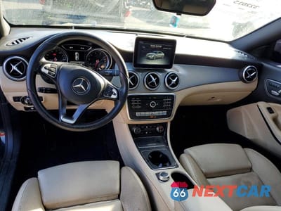 Zdjęcie 8 z 11 samochodu: 2017 MERCEDES-BENZ CLA 250 VIN:WDDSJ4EB3HN431136 - miniatura