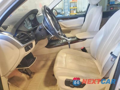 Zdjęcie 7 z 14 samochodu: 2015 BMW X5 XDRIVE35I VIN:5UXKR0C52F0K64642 - miniatura