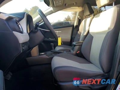 Zdjęcie 7 z 13 samochodu: 2014 TOYOTA RAV4 XLE VIN:2T3RFREVXEW190973 - miniatura