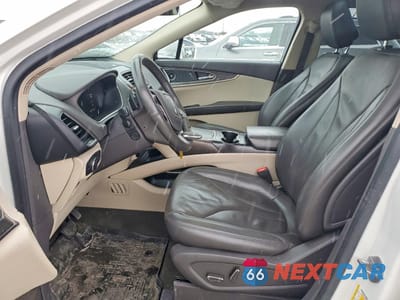 Zdjęcie 7 z 14 samochodu: 2020 LINCOLN NAUTILUS RESERVE VIN:2LMPJ6K91LBL35314 - miniatura