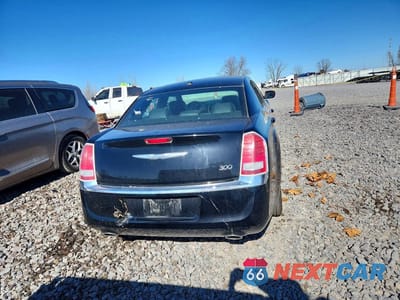 Zdjęcie 6 z 12 samochodu: 2014 CHRYSLER 300 VIN:2C3CCAAG8EH182835 - miniatura
