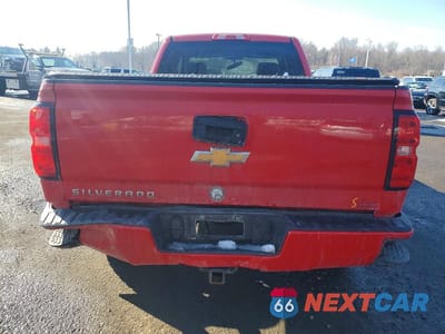 Zdjęcie 6 z 12 samochodu: 2018 CHEVROLET SILVERADO K1500 CUSTOM VIN:1GCVKPEC0JZ333601 - miniatura