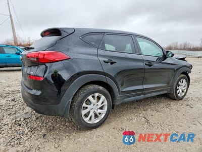 Trzecie zdjęcie samochodu z tyłu: 2019 HYUNDAI TUCSON SE VIN:KM8J2CA48KU007819 - miniatura
