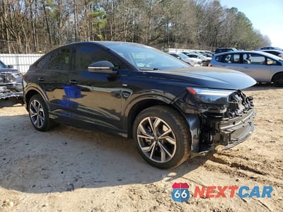 Czwarte zdjęcie samochodu z boku: 2023 AUDI Q4 E-TRON SPORTBACK PREMIUM PLUS VIN:WA132BFZ3PP042621 - miniatura