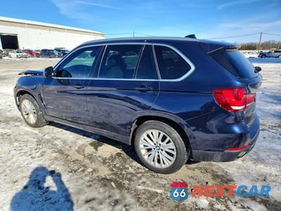 Drugie zdjęcie samochodu z przodu: 2016 BMW X5 M VIN:5UXKR0C52G0P29227 - miniatura