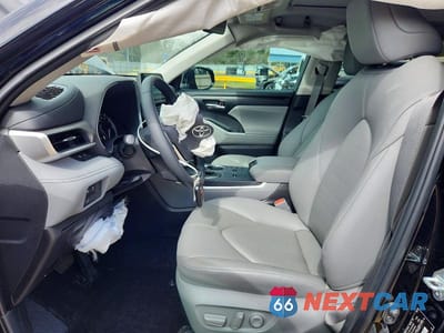 Zdjęcie 7 z 12 samochodu: 2025 TOYOTA HIGHLANDER XLE VIN:5TDKDRAHXSS554071 - miniatura