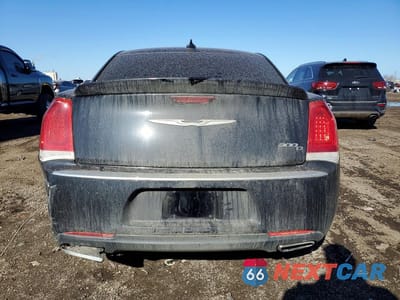 Zdjęcie 6 z 11 samochodu: 2017 CHRYSLER 300C VIN:2C3CCAEG3HH570487 - miniatura