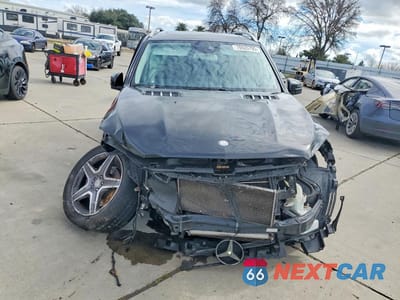 Piąte zdjęcie samochodu w środku: 2016 MERCEDES-BENZ GLE 400 4MATIC VIN:4JGDA5GB4GA653045 - miniatura