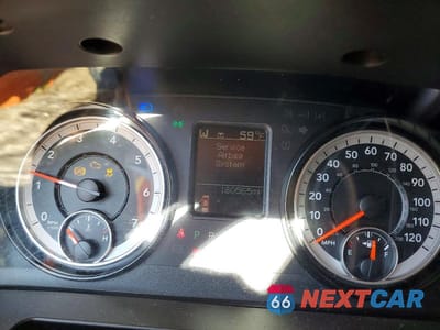 Zdjęcie 9 z 12 samochodu: 2018 RAM 3500 SLT VIN:3C63RRHJ0JG300095 - miniatura