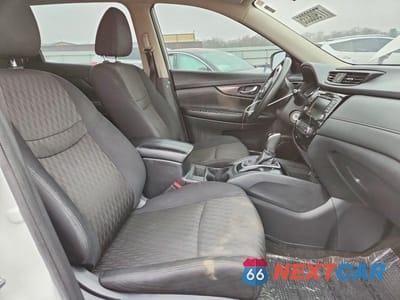 Zdjęcie 7 z 12 samochodu: 2018 NISSAN ROGUE S VIN:5N1AT2MTXJC783206 - miniatura