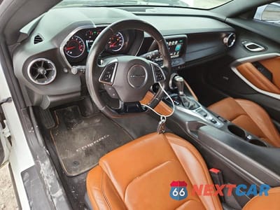 Zdjęcie 8 z 11 samochodu: 2016 CHEVROLET CAMARO LT VIN:1G1FD3DS2G0191418 - miniatura