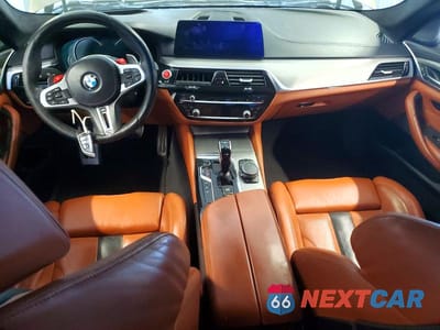 Zdjęcie 8 z 11 samochodu: 2018 BMW Motorrad M5 VIN:WBSJF0C58JB282204 - miniatura
