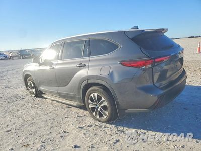 Drugie zdjęcie samochodu z przodu: 2022 TOYOTA HIGHLANDER XLE VIN:5TDGZRAH8NS558597 - miniatura